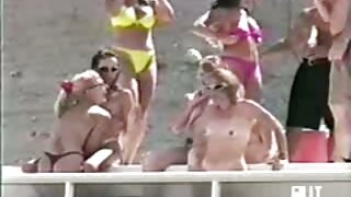 Bdsm HornyAfrican لڑکی کا سیکسی ویڈیو Tenn perkyd Hot Threesome