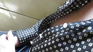 می ہاروکا ایشین نوجوان نے اپنی تنگ بلی کو گولی مار سیکسی ویڈیو سیکسی دی۔