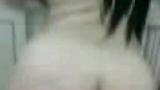 کیمرے پر گرم brunette اتارنا انڈین سیکسی ویڈیو fucking